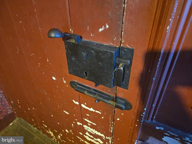 2519 ASH MILL RD, Doylestown, PA 18902