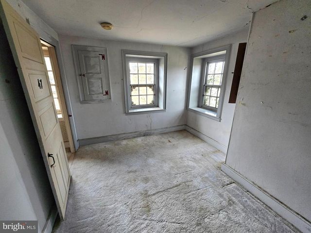 2519 ASH MILL RD, Doylestown, PA 18902