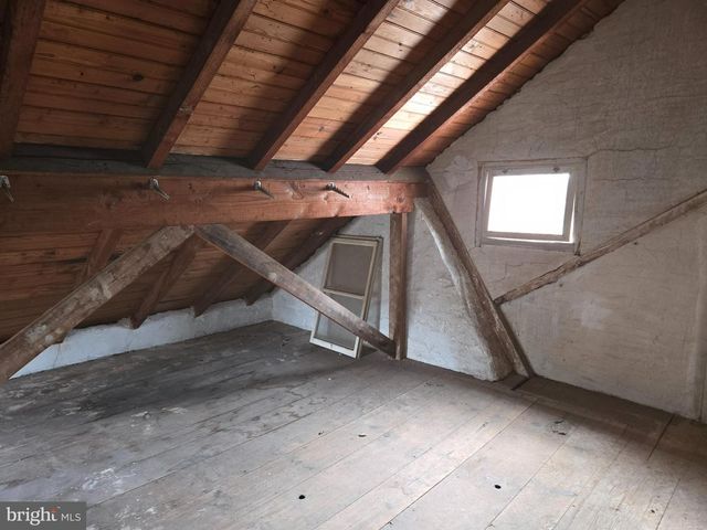 2519 ASH MILL RD, Doylestown, PA 18902