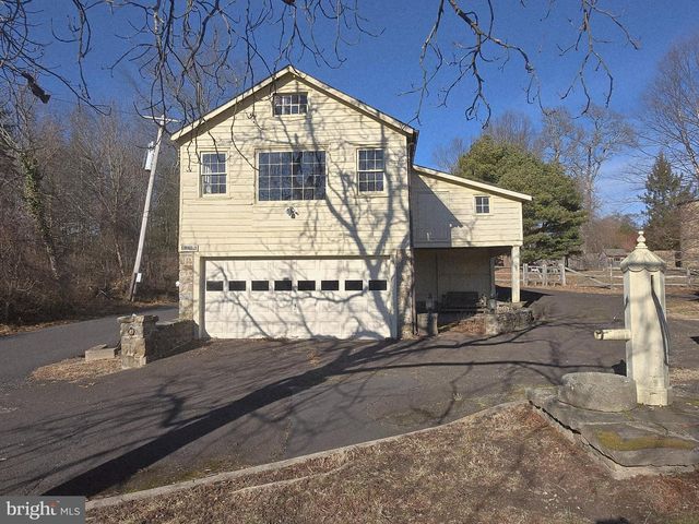 2519 ASH MILL RD, Doylestown, PA 18902