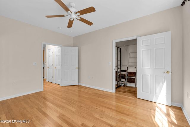 313 Sophee Lane, Lakewood, NJ 08701