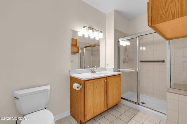 313 Sophee Lane, Lakewood, NJ 08701