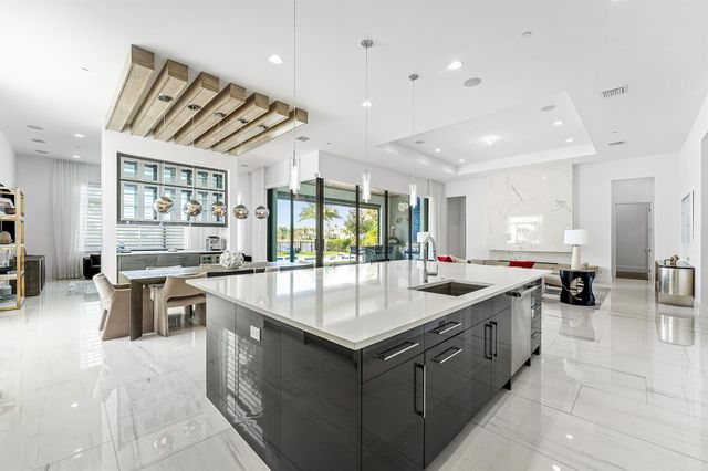 9235 Coral Isles Circle, Palm Beach Gardens, FL 33412