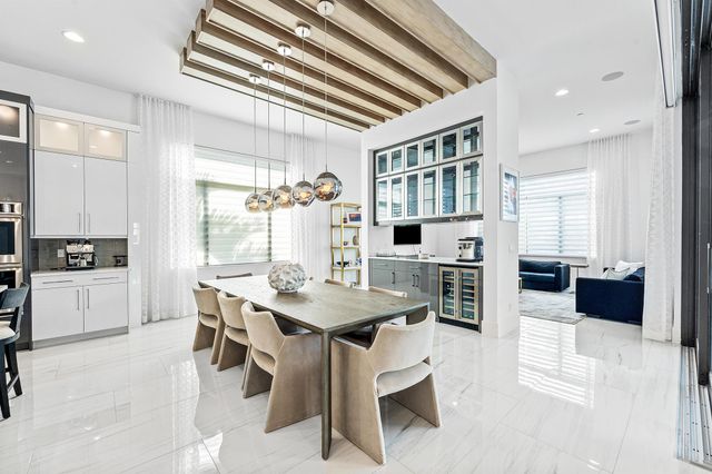 9235 Coral Isles Circle, Palm Beach Gardens, FL 33412