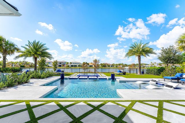 9235 Coral Isles Circle, Palm Beach Gardens, FL 33412