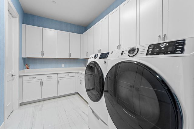 9235 Coral Isles Circle, Palm Beach Gardens, FL 33412