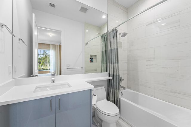 9235 Coral Isles Circle, Palm Beach Gardens, FL 33412