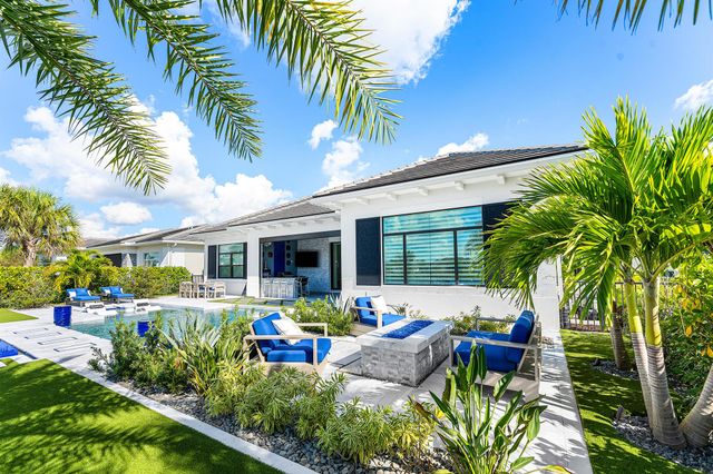 9235 Coral Isles Circle, Palm Beach Gardens, FL 33412