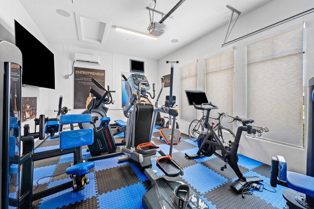 9235 Coral Isles Circle, Palm Beach Gardens, FL 33412