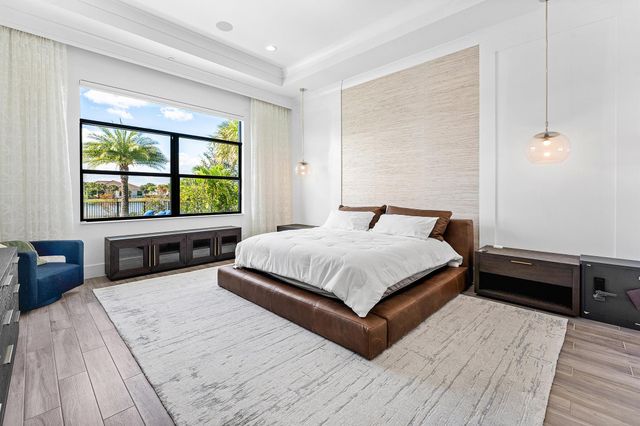 9235 Coral Isles Circle, Palm Beach Gardens, FL 33412