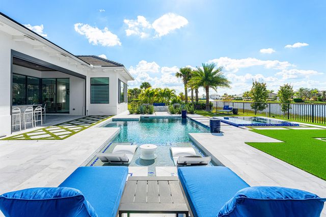 9235 Coral Isles Circle, Palm Beach Gardens, FL 33412