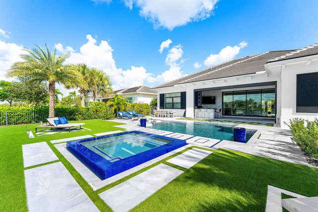 9235 Coral Isles Circle, Palm Beach Gardens, FL 33412