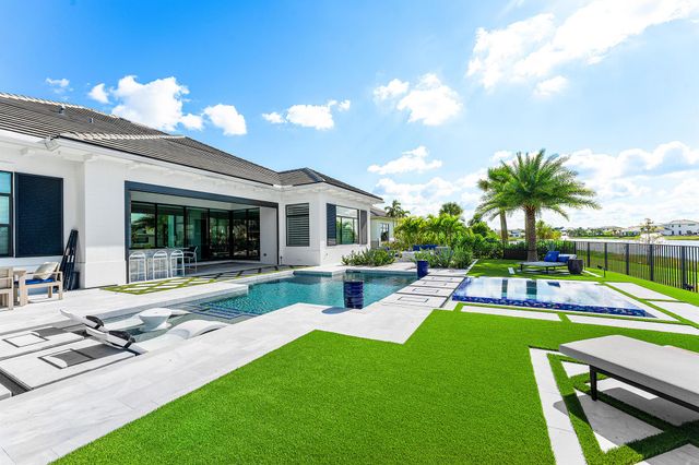 9235 Coral Isles Circle, Palm Beach Gardens, FL 33412