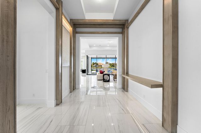 9235 Coral Isles Circle, Palm Beach Gardens, FL 33412