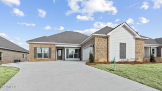 352 Carr Farms Rd, Ridgeland, MS 39157