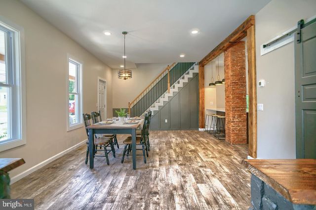 215 E MARKET ST, Gratz, PA 17030