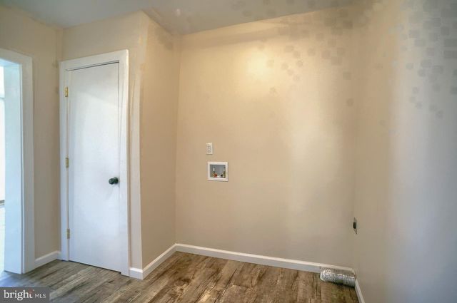 215 E MARKET ST, Gratz, PA 17030