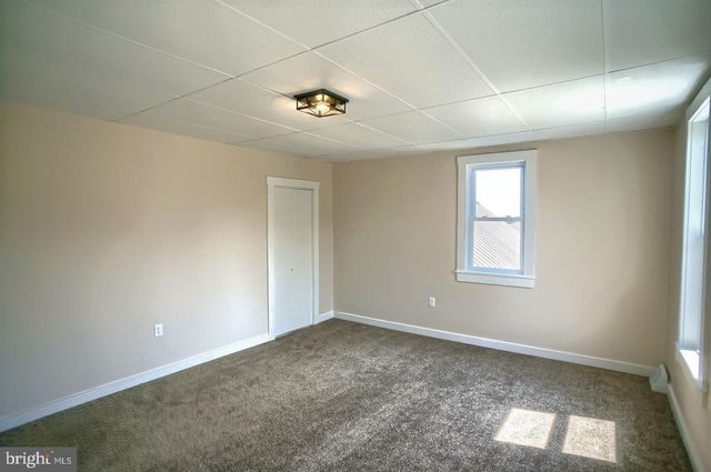 215 E MARKET ST, Gratz, PA 17030