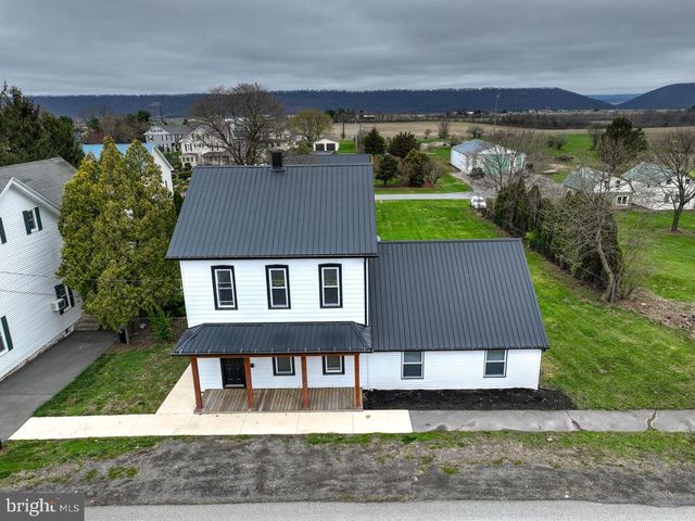 215 E MARKET ST, Gratz, PA 17030