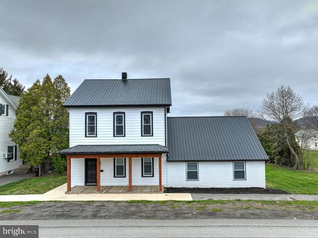 215 E MARKET ST, Gratz, PA 17030