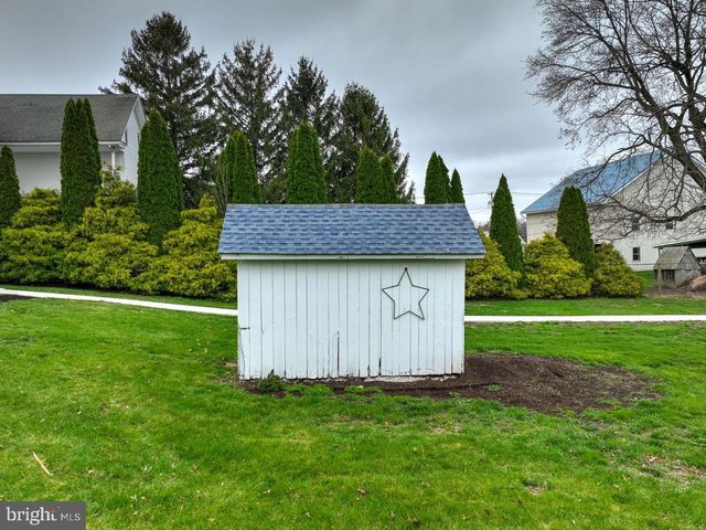 215 E MARKET ST, Gratz, PA 17030