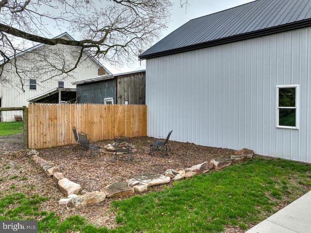 215 E MARKET ST, Gratz, PA 17030