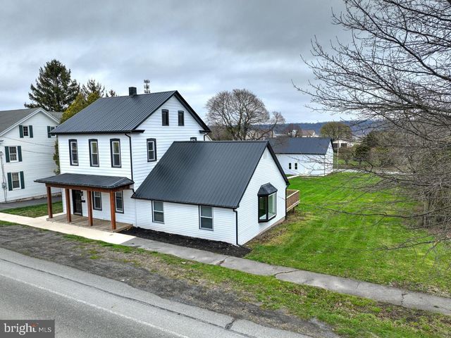215 E MARKET ST, Gratz, PA 17030