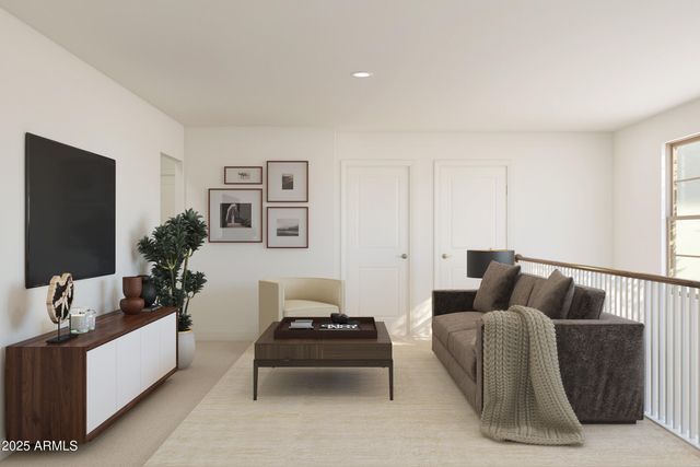 8019 W Royal Palm Road, Peoria, AZ 85345