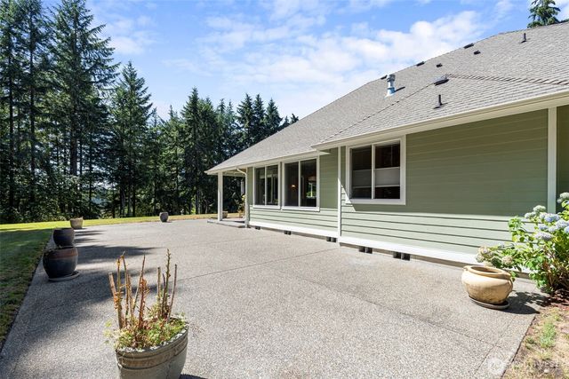 8749 82nd Lane SE, Olympia, WA 98513