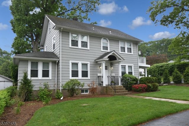 31 Wyckoff Ave, Wyckoff Twp., NJ 07446