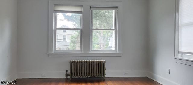 31 Wyckoff Ave, Wyckoff Twp., NJ 07446