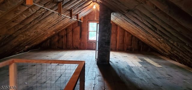 31 Wyckoff Ave, Wyckoff Twp., NJ 07446