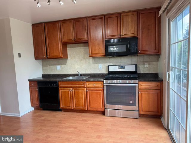 2605 GRAMERCY WAY, Mount Laurel, NJ 08054