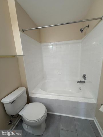 2605 GRAMERCY WAY, Mount Laurel, NJ 08054