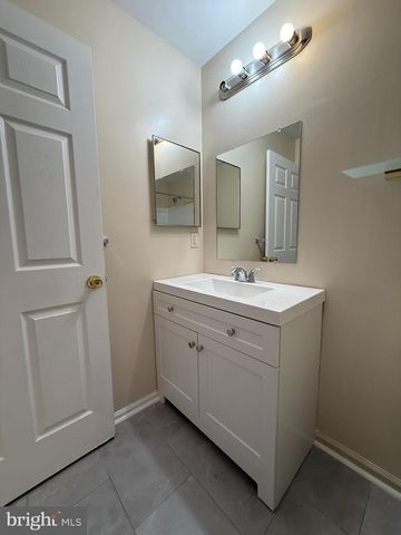 2605 GRAMERCY WAY, Mount Laurel, NJ 08054