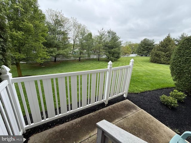 2605 GRAMERCY WAY, Mount Laurel, NJ 08054