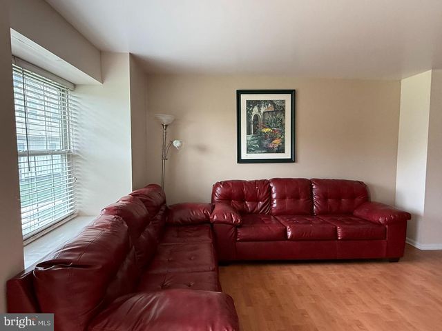 2605 GRAMERCY WAY, Mount Laurel, NJ 08054