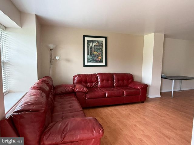 2605 GRAMERCY WAY, Mount Laurel, NJ 08054