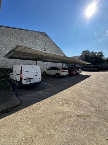 9797 Leawood Boulevard 601, Houston, TX 77099