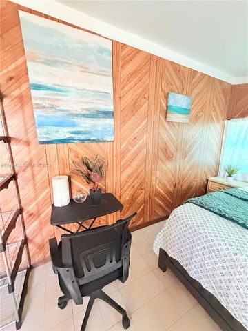 19631 NE 12th Ct EFF, Miami, FL 33179