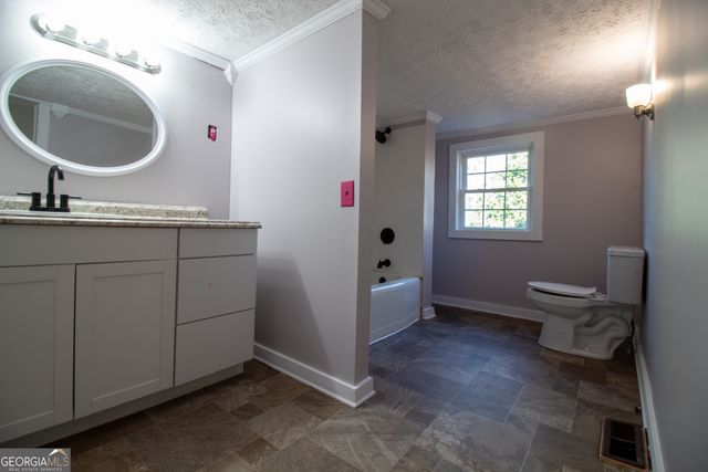 2 Wilson Street, Manchester, GA 31816