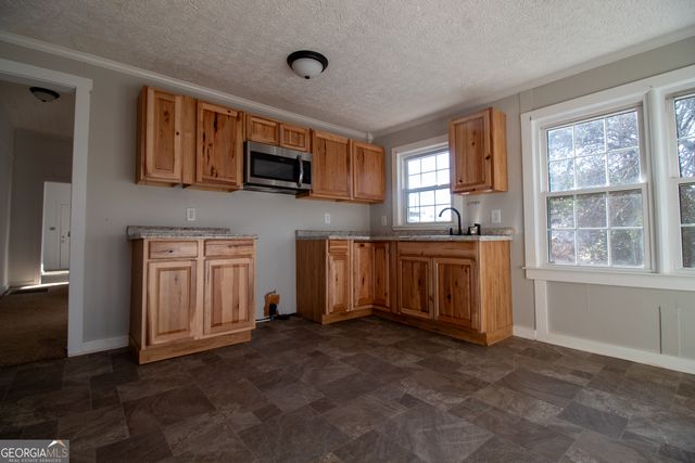 2 Wilson Street, Manchester, GA 31816