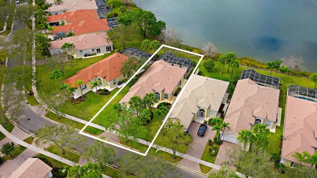 8764 Oldham Way, Palm Beach Gardens, FL 33412