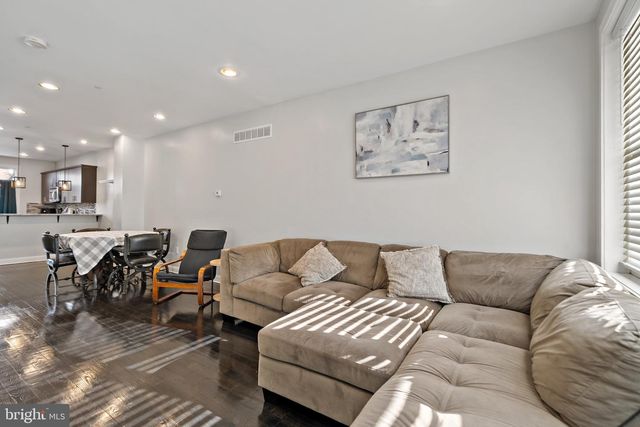 1517 LATONA ST, Philadelphia, PA 19146