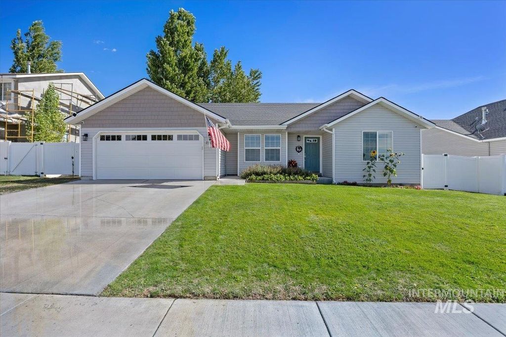 1504 N Evergreen St, Jerome, ID 83338