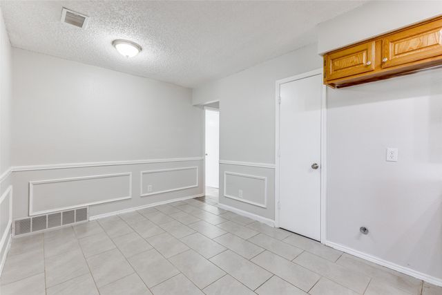 5008 Santa Fe Court, Arlington, TX 76017