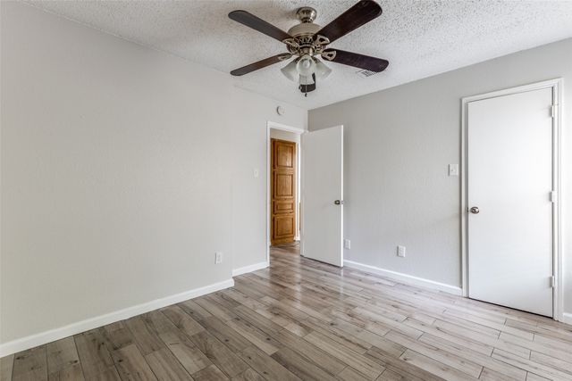 5008 Santa Fe Court, Arlington, TX 76017