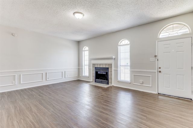 5008 Santa Fe Court, Arlington, TX 76017