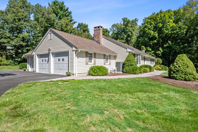 36 Blue Ridge Drive, Simsbury, CT 06089