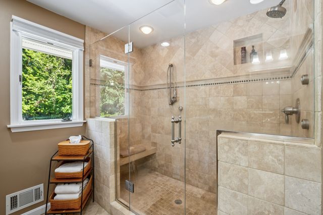 36 Blue Ridge Drive, Simsbury, CT 06089